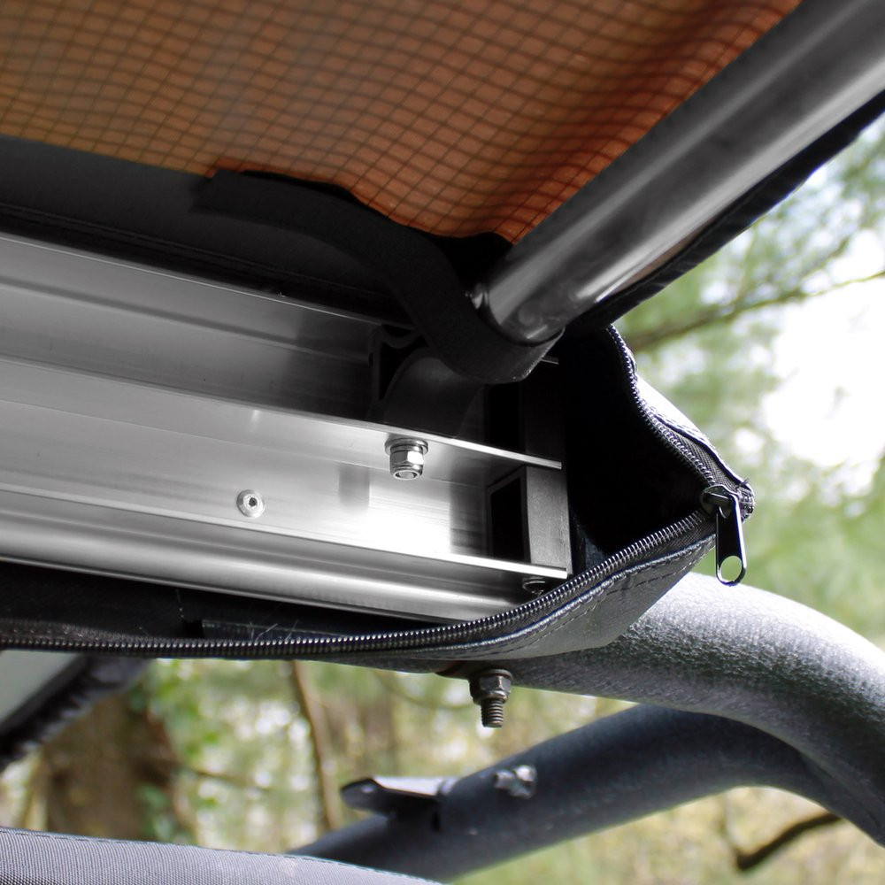 OffGrid Pull Out Roof Top Awning Sun Shade Shelter 8.2ft x 6.5ft — application image