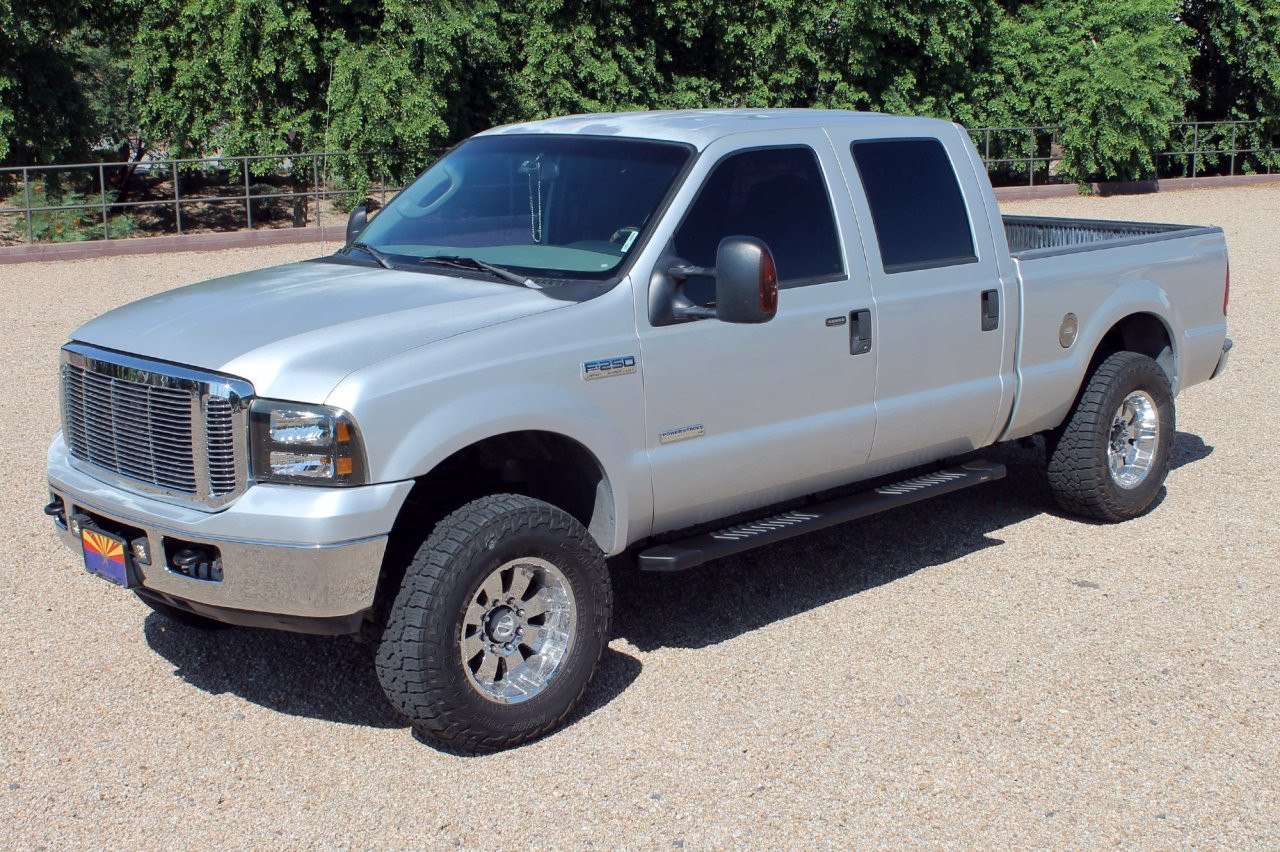 Raptor Series 6" OEM Style Running Boards Black Textured Aluminum - 1703-0344BT — side view