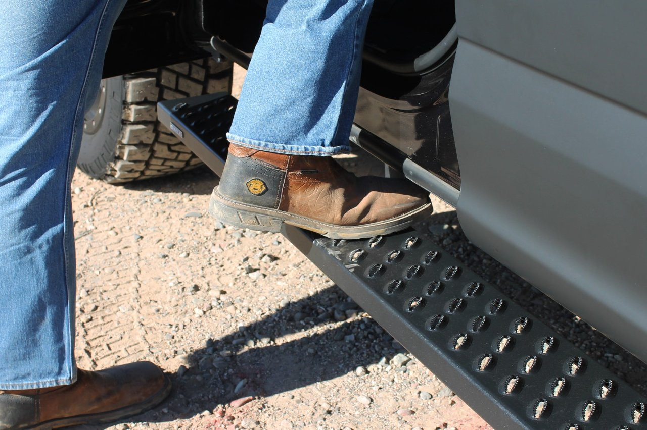 Raptor Series Sawtooth Running Boards Black Textured Aluminum - Part# 2103-0343BT — side view