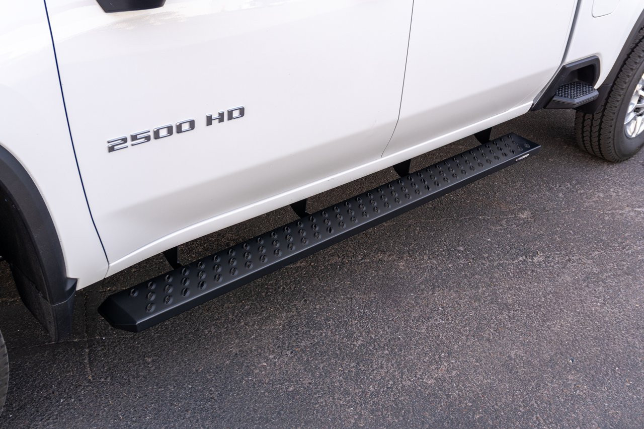 Raptor Series Sawtooth Running Boards Black Textured Aluminum - Part# 2101-0052BT — side view