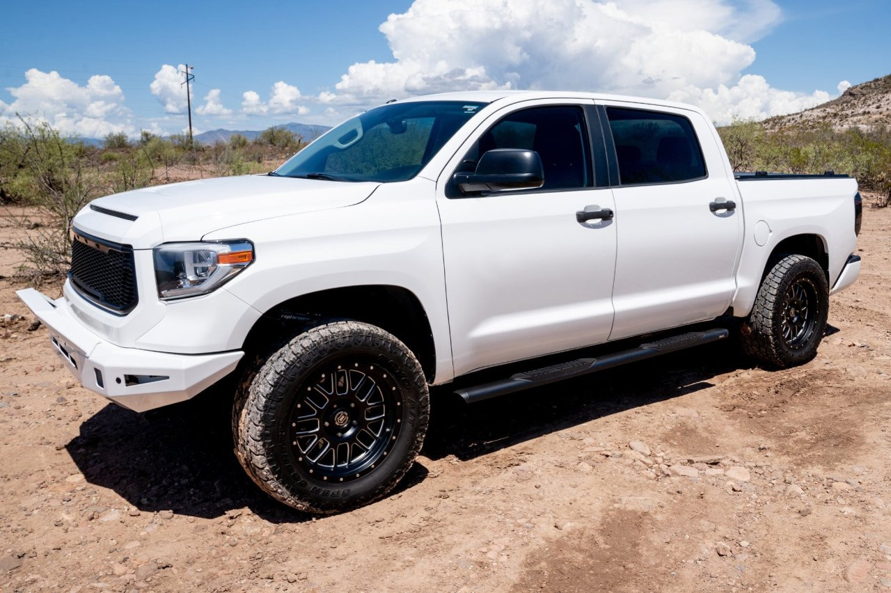 Raptor Series Oval Running Boards Black Textured Aluminum - Part# 2001-0626BT — side view