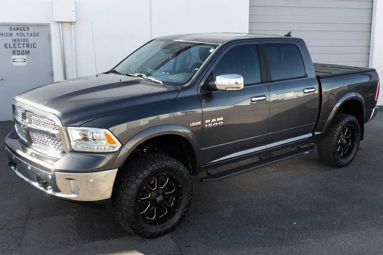 Raptor Series Sport Step Running Boards BLK Textured Aluminum Part# 2302-0062BT — side view