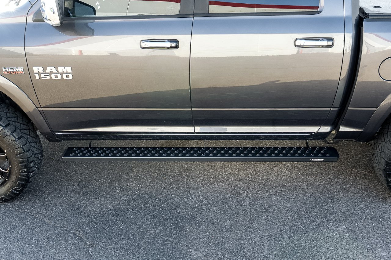 Raptor Series Sawtooth Running Boards Black Textured Aluminum - Part# 2102-0062BT — side view