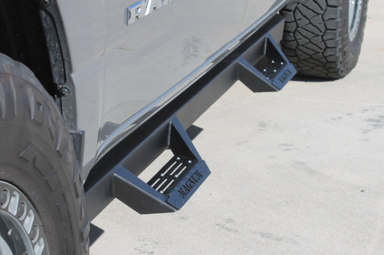 Magnum RT Drop Steps Black Textured Alloy Steel - Part# RTS37DG — side view