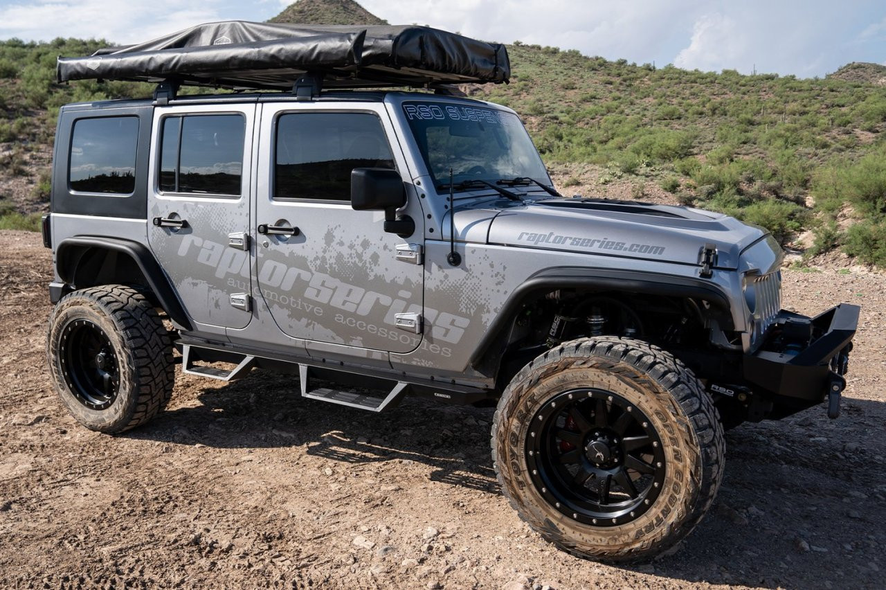 Magnum RT Gen 2 Drop Steps Black Textured Alloy Steel - Part# GTS71JP — side view