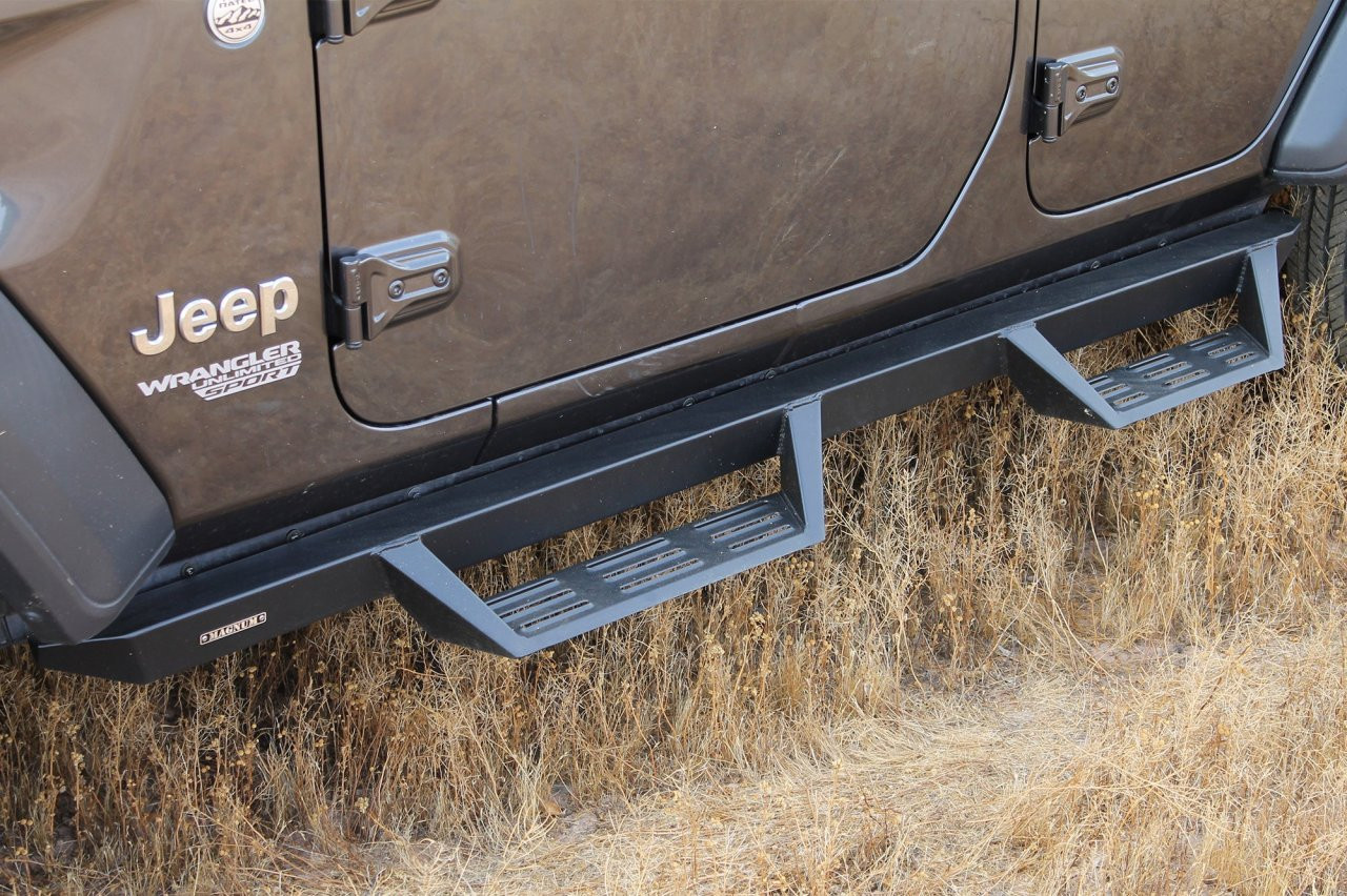 Magnum RT Gen 2 Drop Steps Black Textured Alloy Steel - Part# GTS74JP — side view