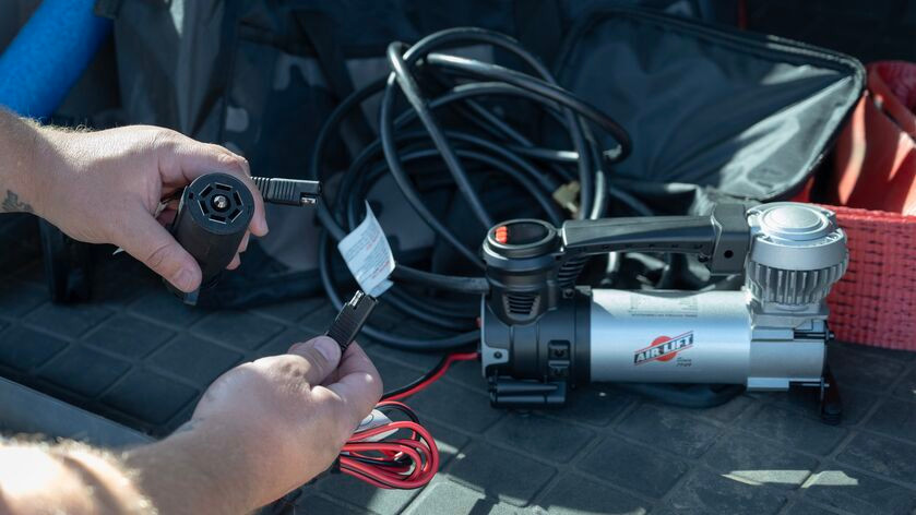 Upgrade or convert your current air compressor with Air Lift’s 7-Way Adaptor. — side view