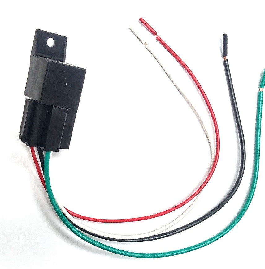 30 amp relay with prewired relay socket. — primary image