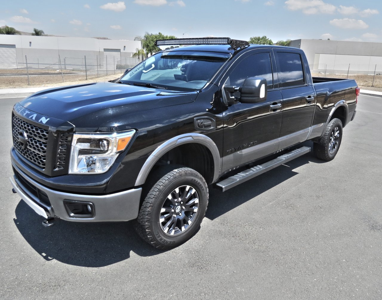 STX500 Running Boards - Textured Black (500-44070) — primary image