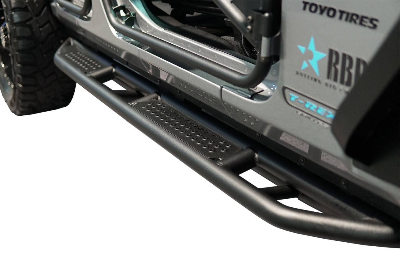 Rocker Armor Steps - Fine Textured Black (80-22303T) — installed view