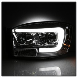 Projector Headlights - Version 2 - Light Bar DRL - Chrome (5085290) — angled view