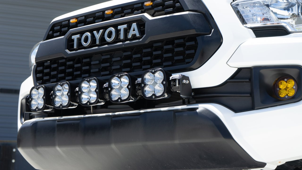 XL Sport Linkable Sport Bumper Light Kit - '16-23 Tacoma (Multi-Pattern; Clear) — installed view