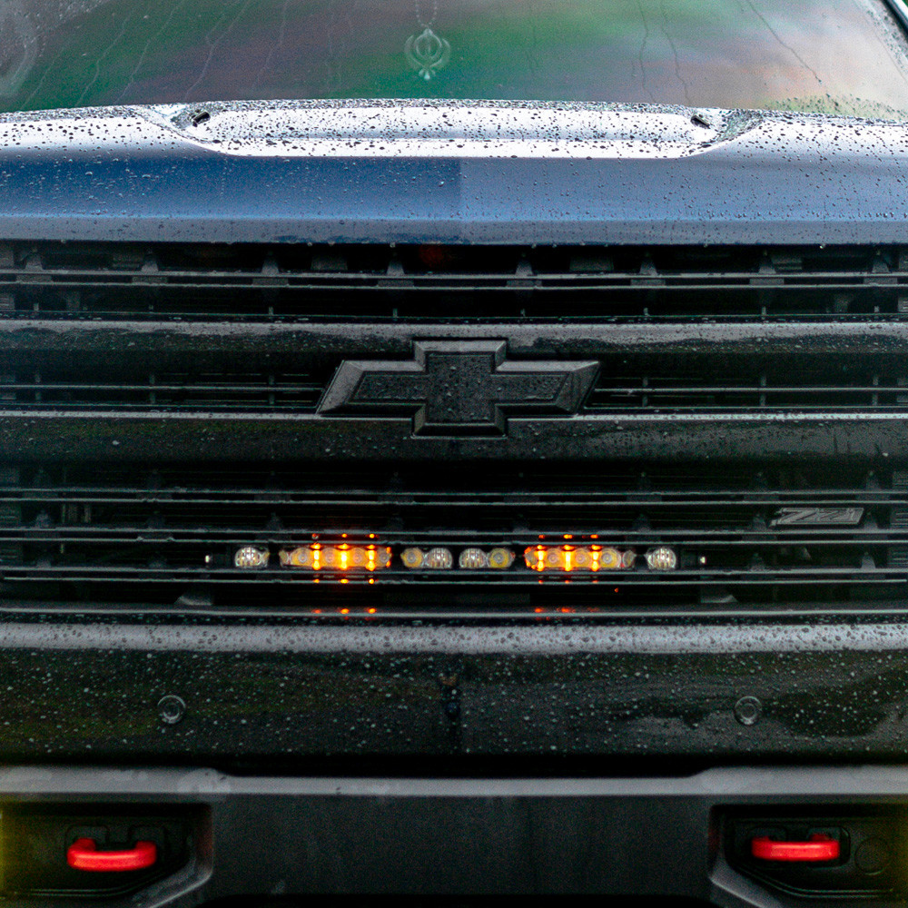 S8 20 Inch Grille Kit - '19-21 Silverado 1500; Exc. LTZ Models (Driving/Combo; Clear) — application image