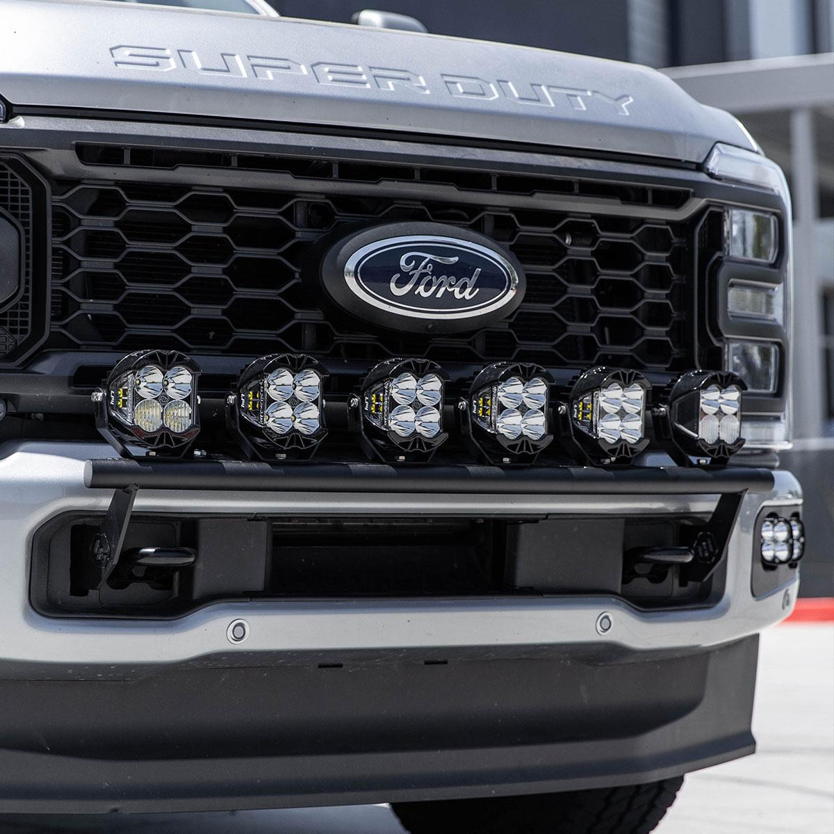 Ford Super Duty 23-26, LP4 Bull Bar Kit w/ Upfitter — application image