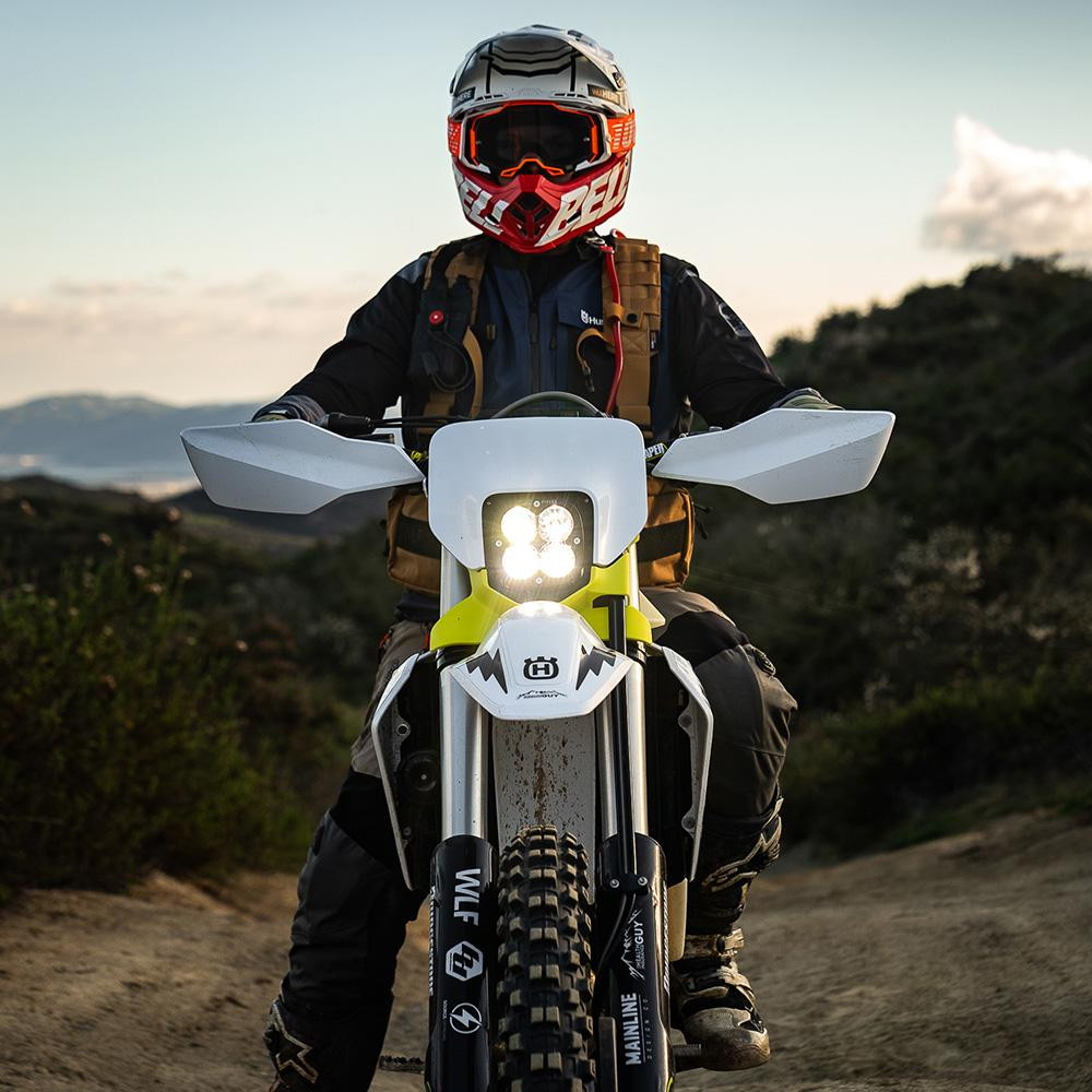 Husqvarna XL80 (D/C) Headlight Kit - 2024-2026 FE 350S; FE 501S; FE350W; FE 501W; FE 450 (Trail; Clear) — application image