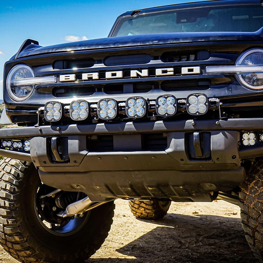 XL Sport Linkable LED Light Bar (4 XL; Clear) — application image