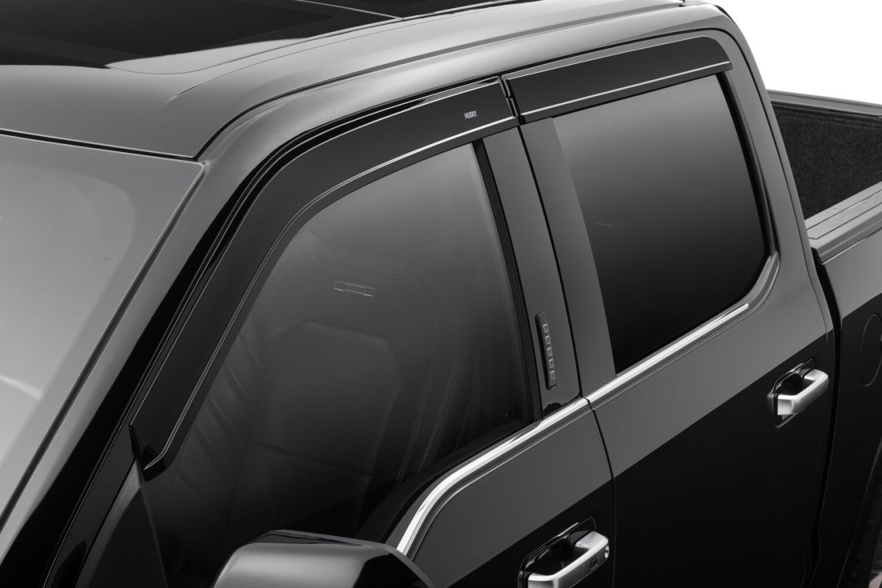 Low Profile Ventvisor Deflector; Smoke; Outside Mount; 4 pc. (2854044) — installed view