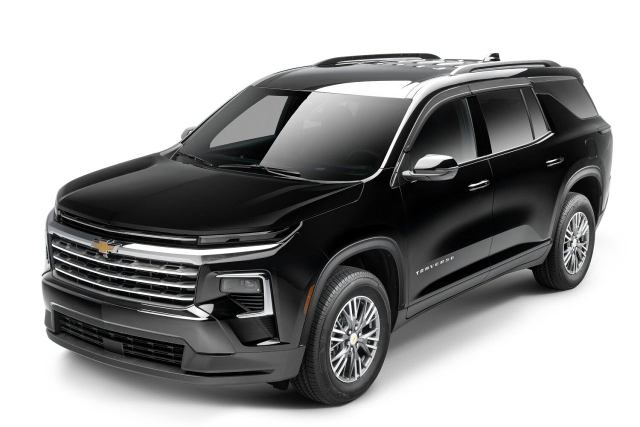 Low Profile Ventvisor Deflector; Smoke; Outside Mount; 4 pc. (2854137) — installed view