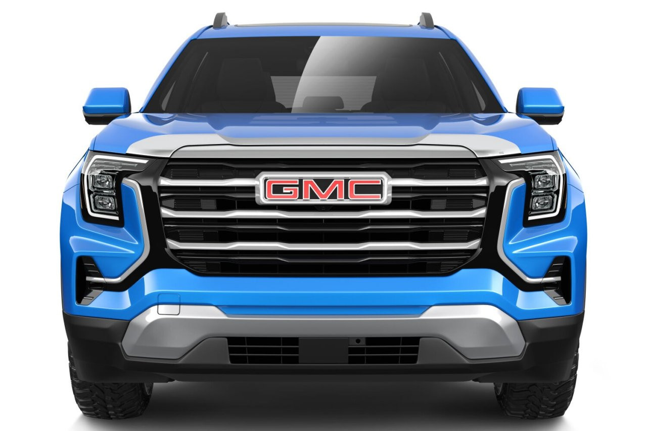 Aeroskin Hood Protector; Chrome (2892238) — application image