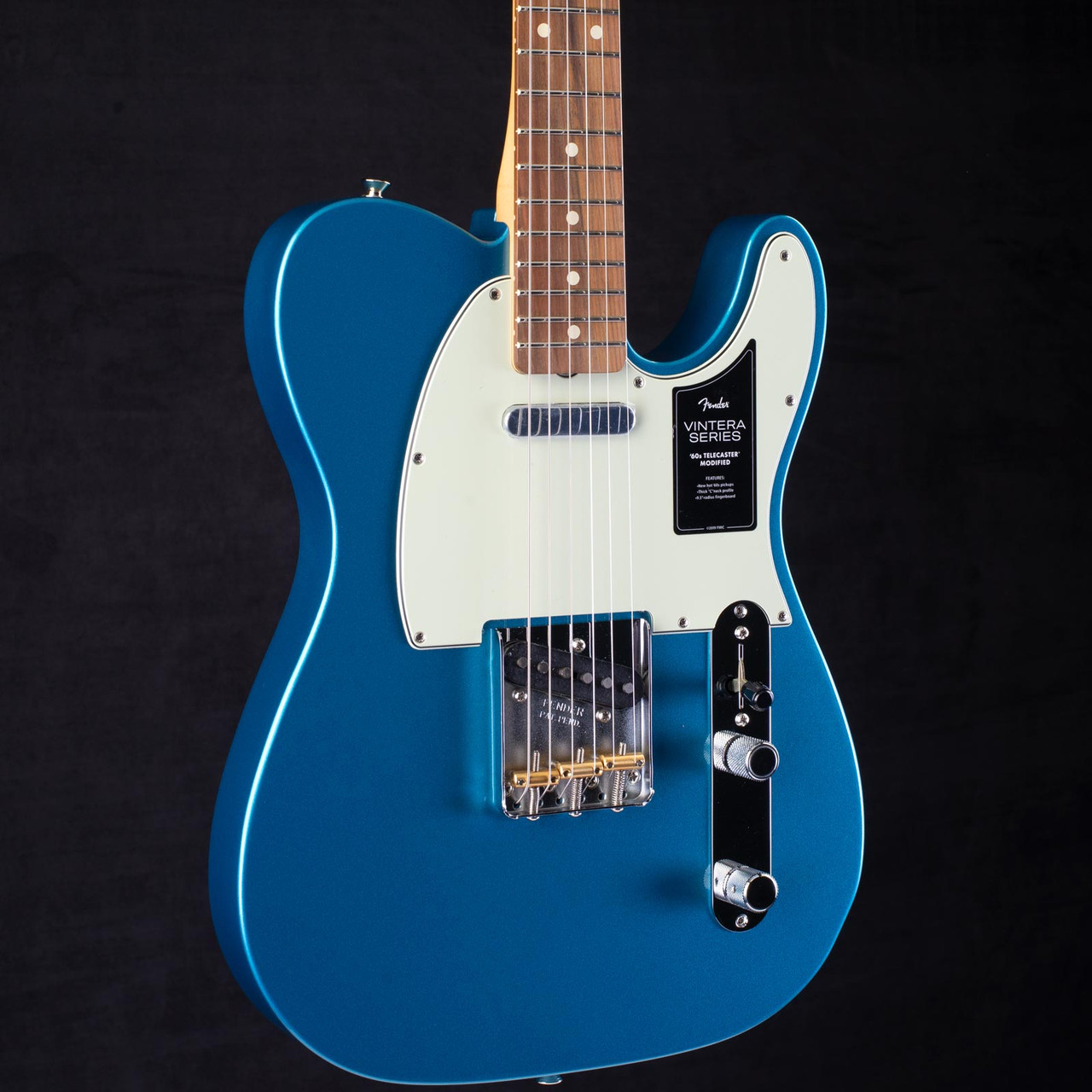 fender vintera telecaster lake placid blue