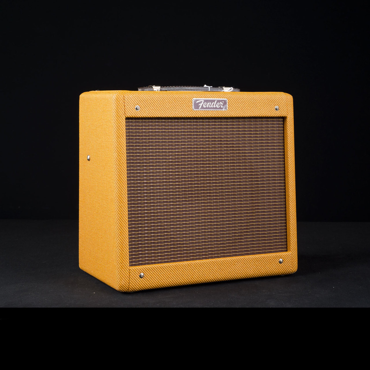Fender Pro Junior IV LTD Lacquered Tweed Guitar Combo at Moore Guitars
