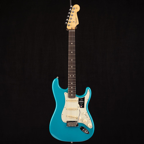 Fender American Professional II Stratocaster Miami Blue 667