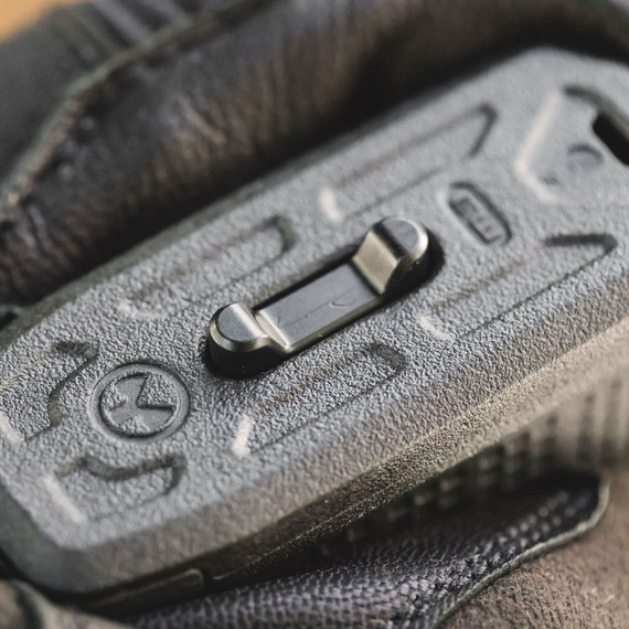 Magpul MAG804BLK Tactile Lock-Plate Type 2 Made of Polymer w/ Black Finish & 1/8 in Double Ridge for PMAG 10/20/30 AR/M4 GEN M3/AR 300 B GEN M3 Floor Plates/5 Per Pack