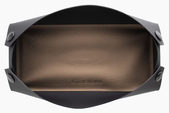 Magpul MAG1099-245 DAKA Magnetic Field Tray Small Flat Dark Earth Polymer