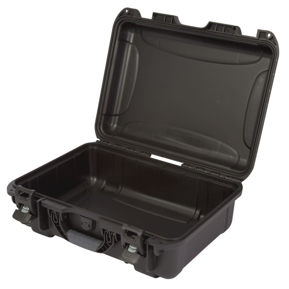Nanuk 9251001 925 Black Polymer with Foam Padding & Latches 17 in L x 11.80 in W x 6.40 in H Interior Dimensions