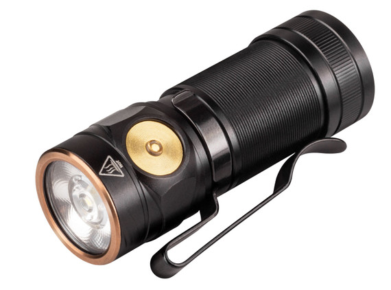 Fenix FX-E18R E18R Black Hardcoat Anodized Aluminum White 5-750 Lumens Cree LED 446 ft Range