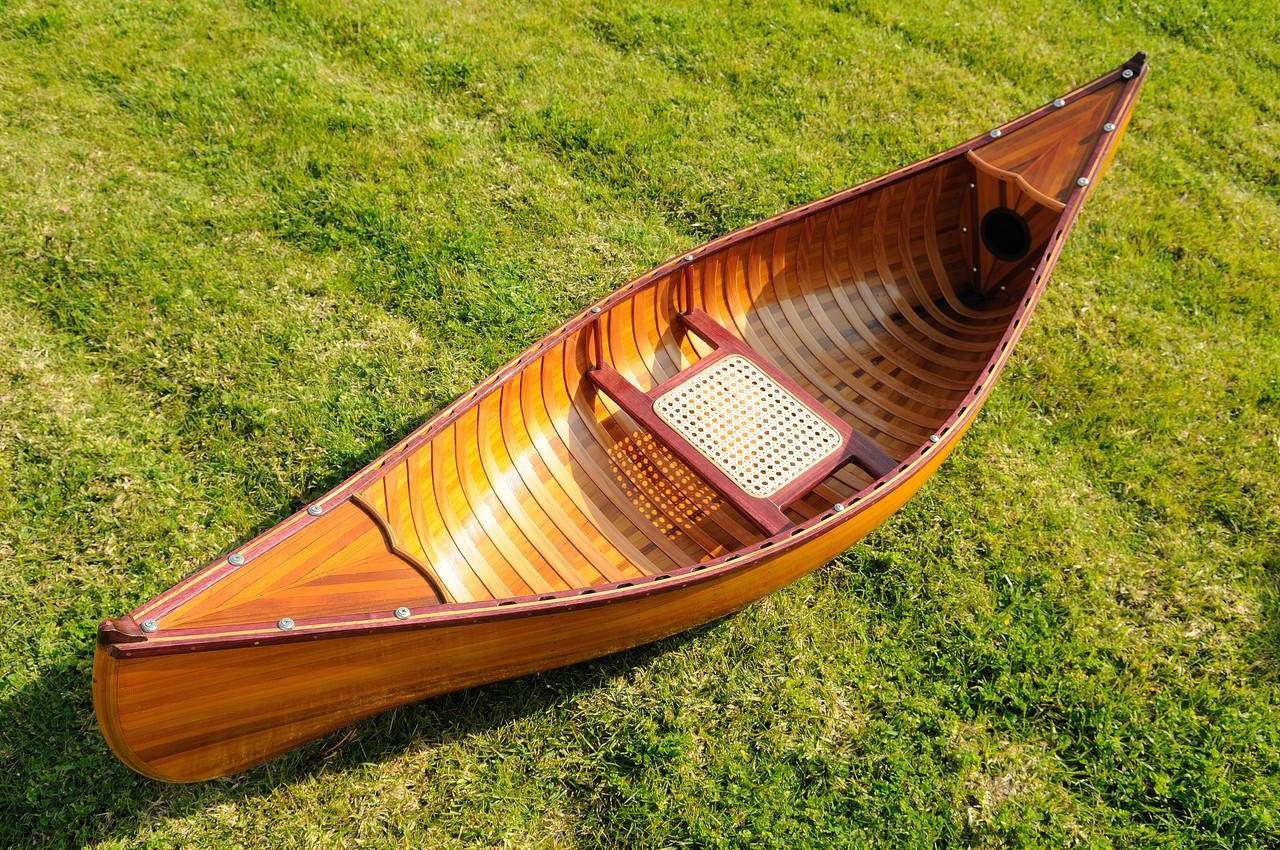 Wooden Canoe with Ribs - 6'