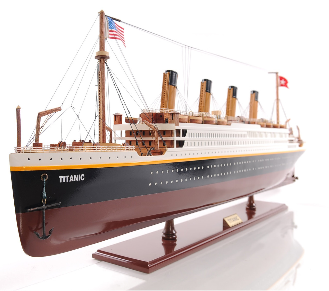 RMS Titanic Model Ship - 40" Large Edition