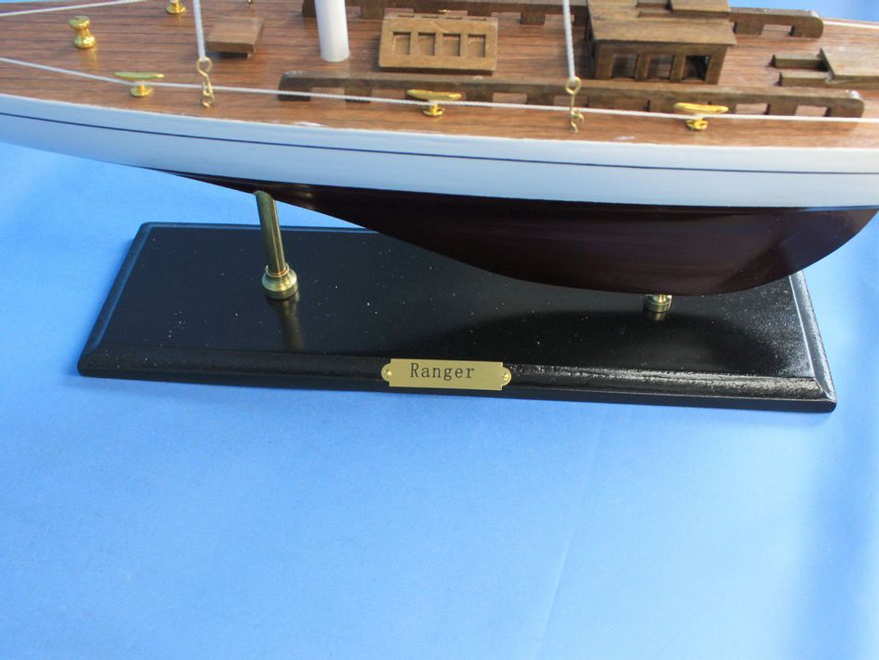 Ranger Model Sailboat America's Cup- 35"