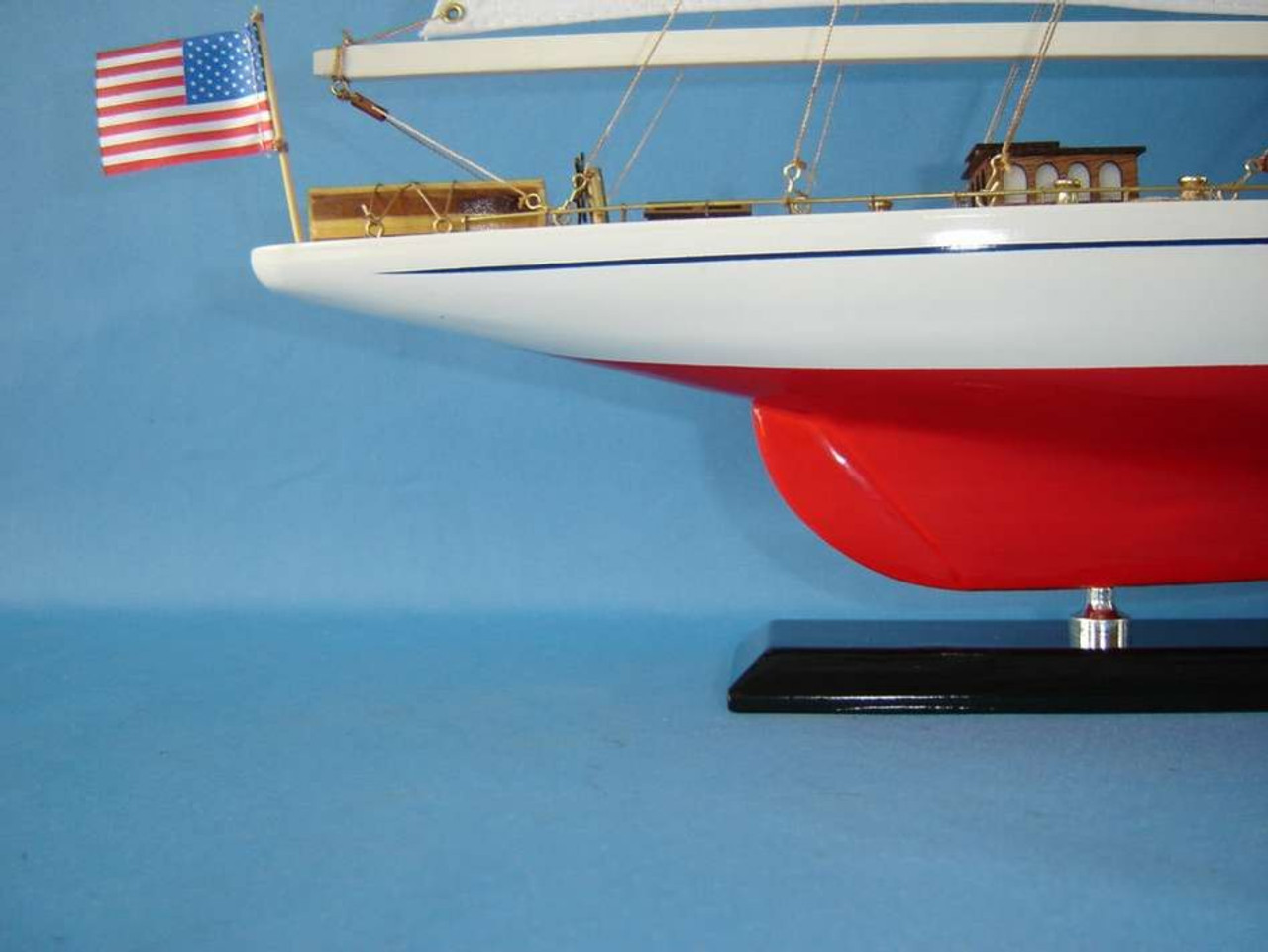 Ranger Model Sailboat America's Cup- 26"