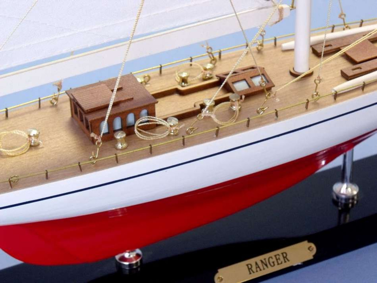 Ranger Model Sailboat America's Cup- 26"