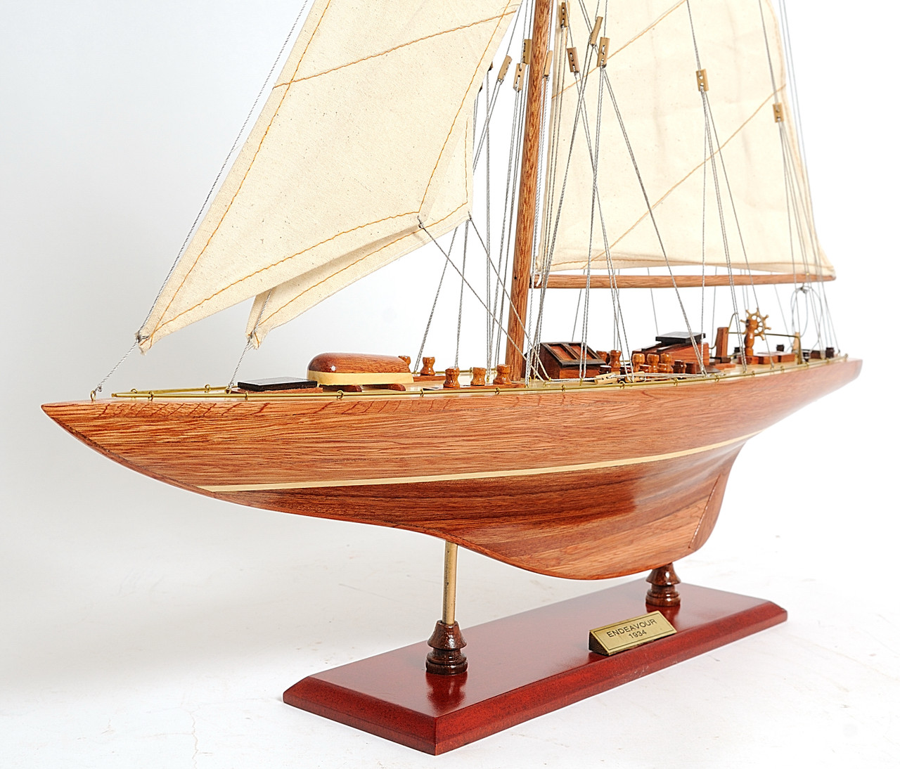 Endeavour Model Yacht 24"  with Optional Personalized Plaque