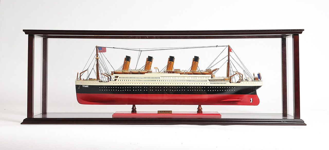 Display Case - Large Cruise Liner  (Model Sold Separately)