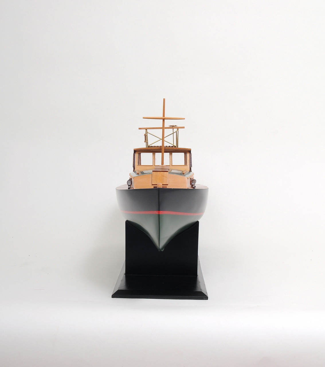 Hemingway Pilar Fishing Boat  with Optional Personalized Plaque