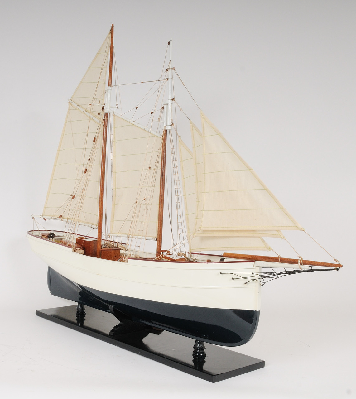 WanderBird Sailboat with Optional Personalized Plaque