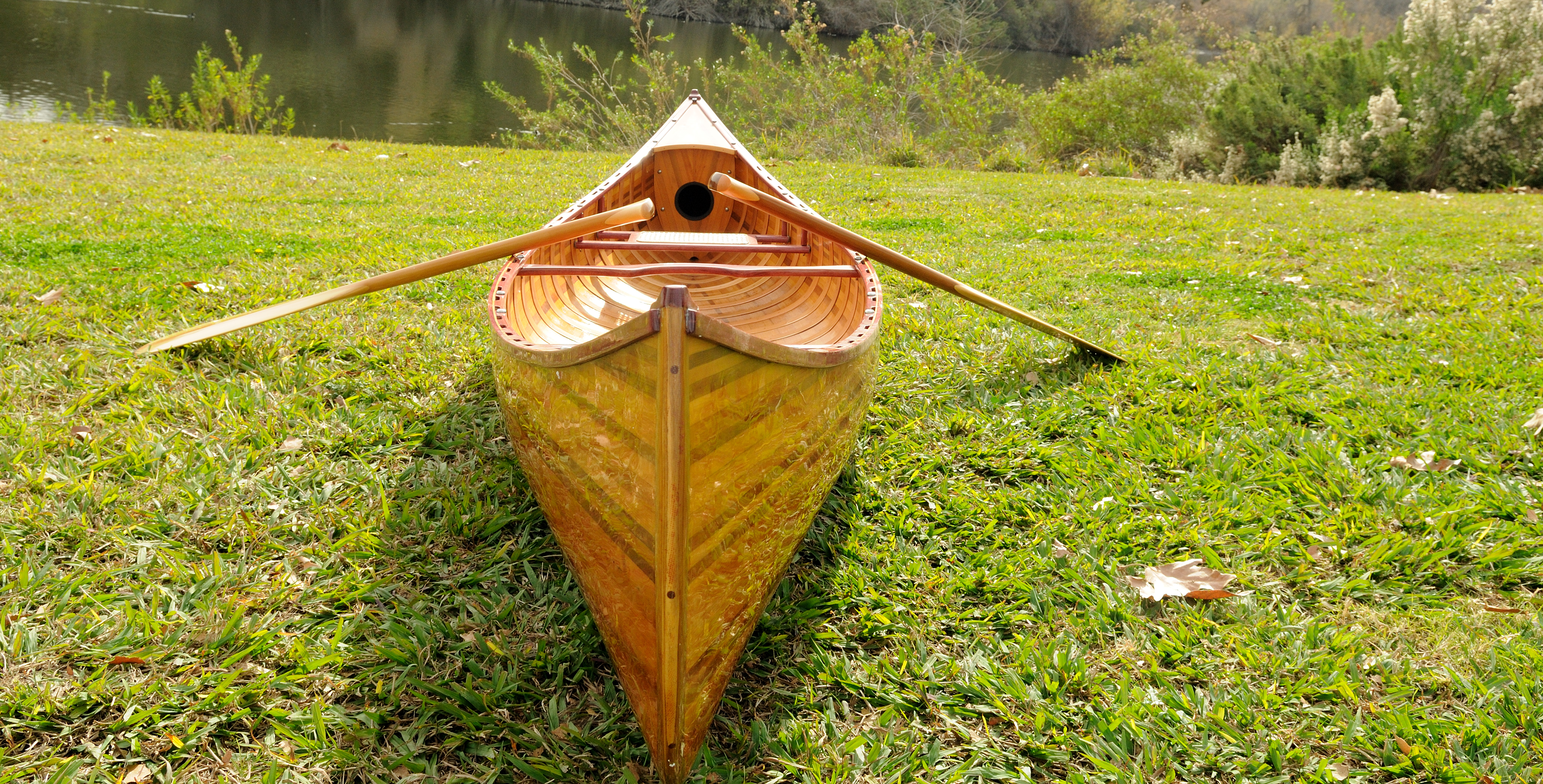 Wooden Canoe w/ Ribs and Curved Bow 12'
