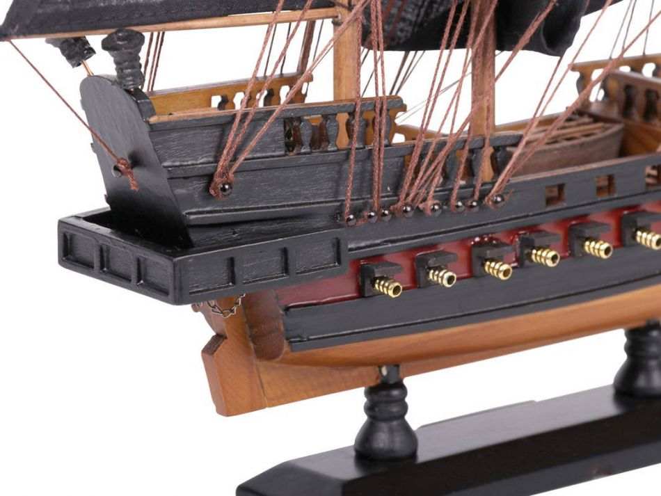 Black Pearl - Black Sails Limited Model Pirate Ship - 15