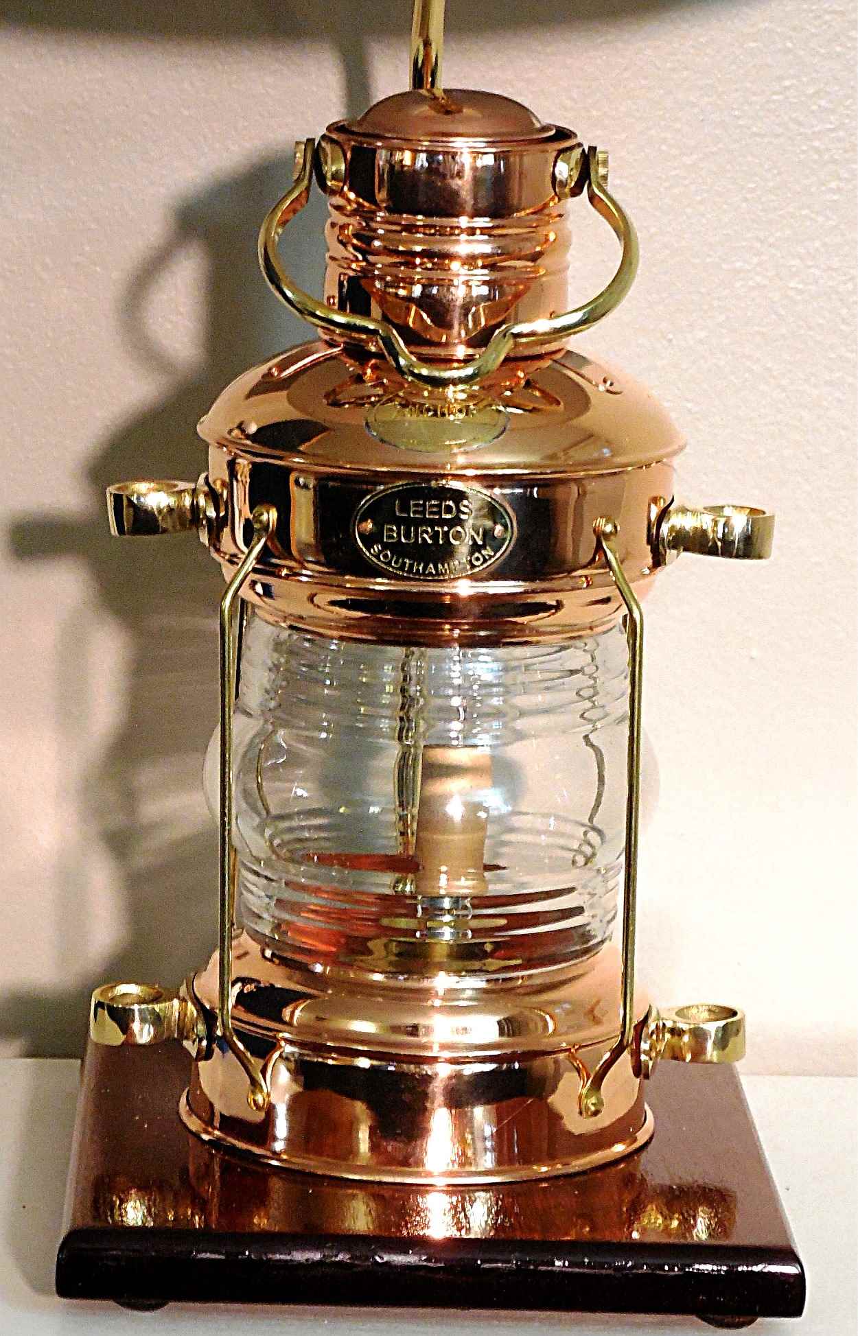 新品 アンカーオイルランタン Leeds Burton Brass Copper Amazon.com: Brass & Copper Anchor Oil Lamp Leeds Burton
