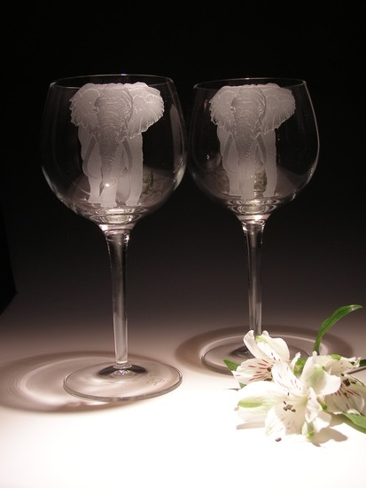 18 oz Crystal Wine Glass Set