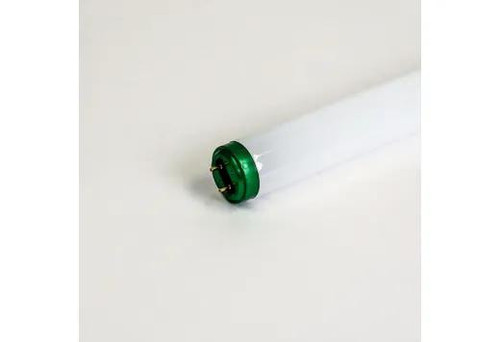 Halco Fluorescent F40 T12 Tube 48in 40W 4100K Medium Bi-Pin Base Rapid Start Dimmable 3150 Lumens Avg Life 20000 hrs, close-up of a white fluorescent tube with green end cap on a white background.