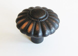 1 1/4-in Bead Floral Knob, Classic Bronze