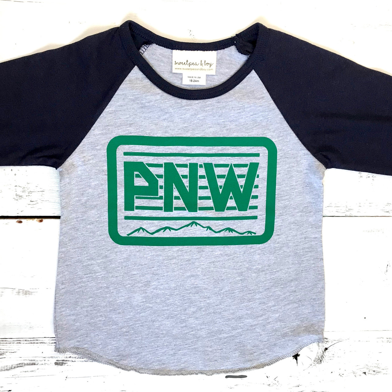 Graphic Baseball Tee - Green