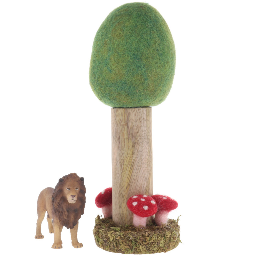 Papoose Woodland Tree Summer with CollectA Lion (sold separately)