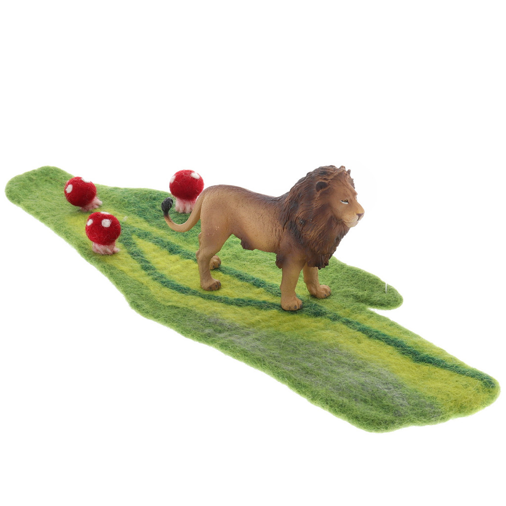 Papoose Mossy Mat with CollectA Lion (sold separately)