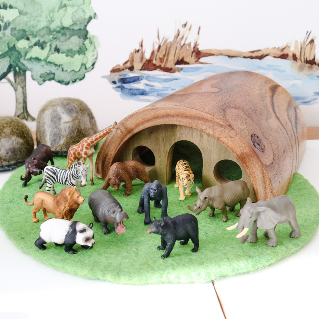 Papoose Half Log House MiniZoo with CollectA Tube animals