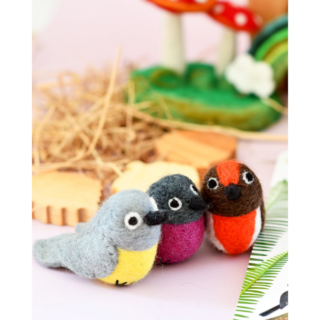 Tara Treasures Felt Australian Robins